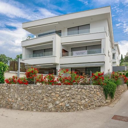 Apartments Vengust Malinska Exterior foto